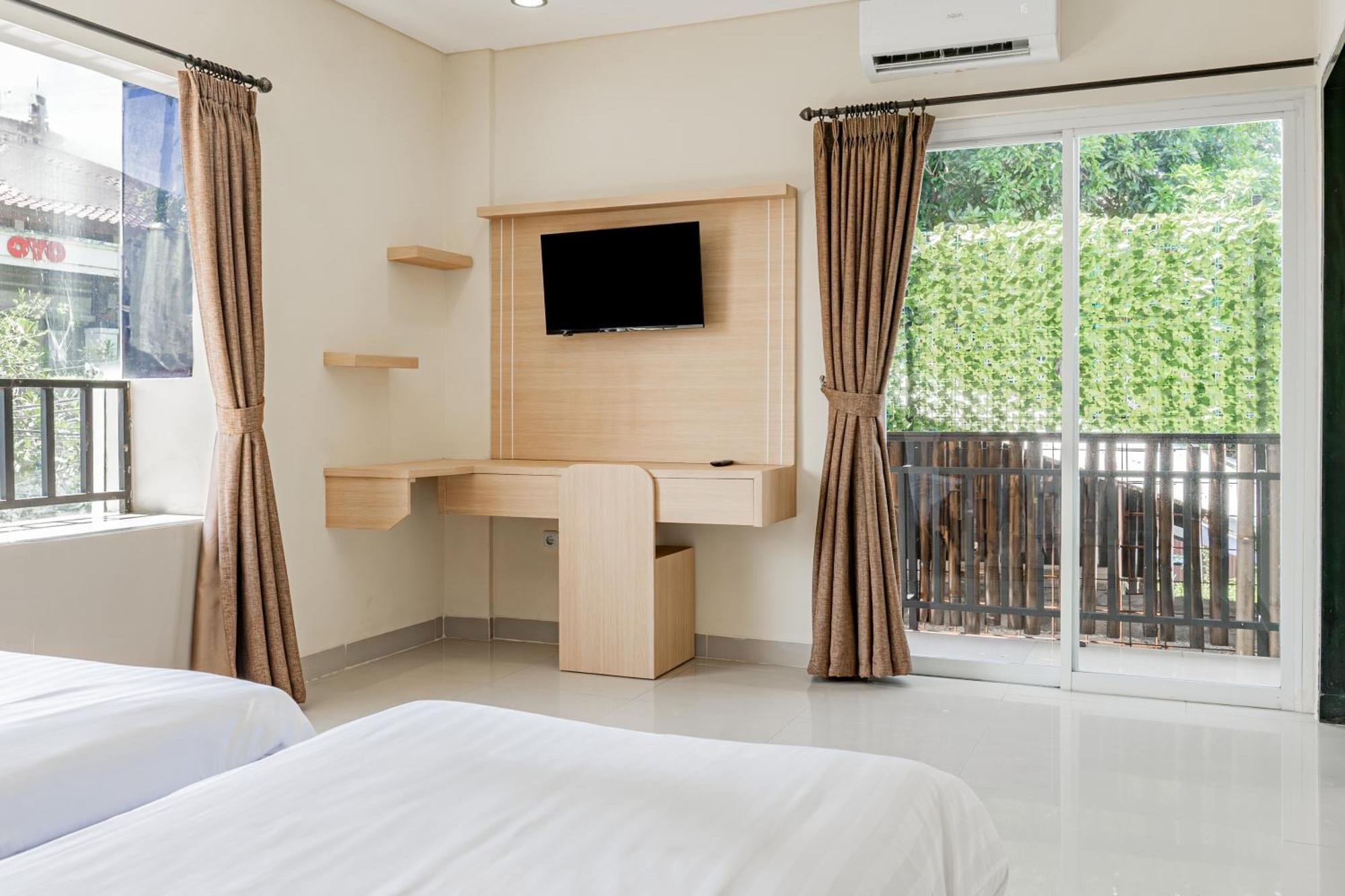 Collection O Kuta Near Airport Ngurah Rai Hotel Exterior photo